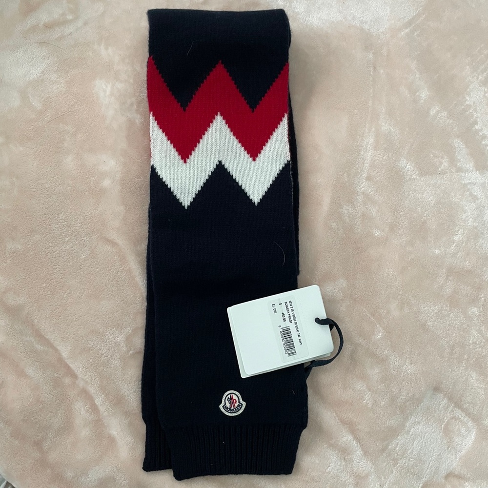 Moncler scarf - Picture 3 of 4